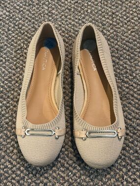 Nautica Women's Light Beige Knit Slip-On Flats with Metal Bit
